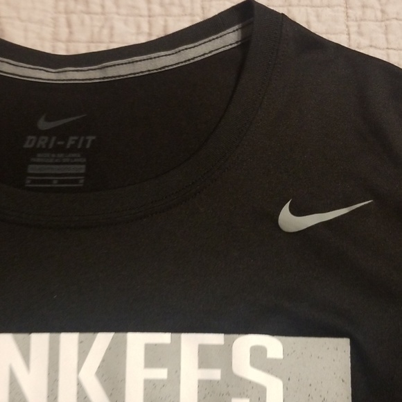 Yankees Dri-Fit Shirt - Picture 3 of 4